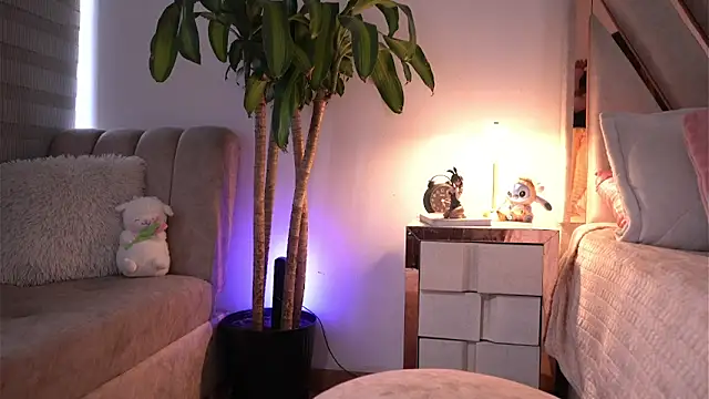  Andyy   online show from March 9, 10:13 pm