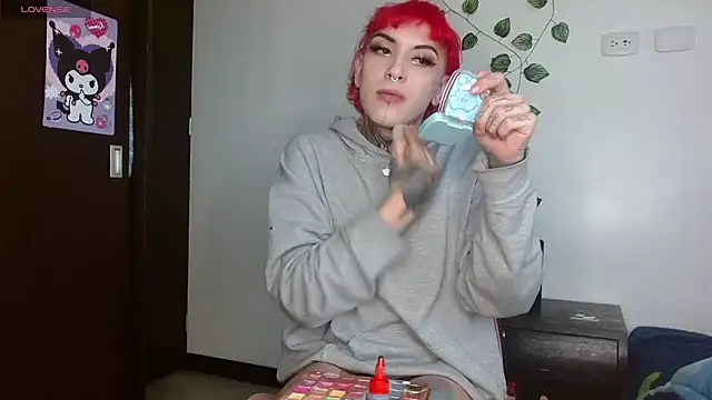 charlotbelucci  online show from March 28, 12:07 pm