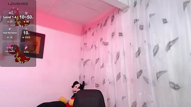 tania 060101 online show from January 4, 9:31 pm