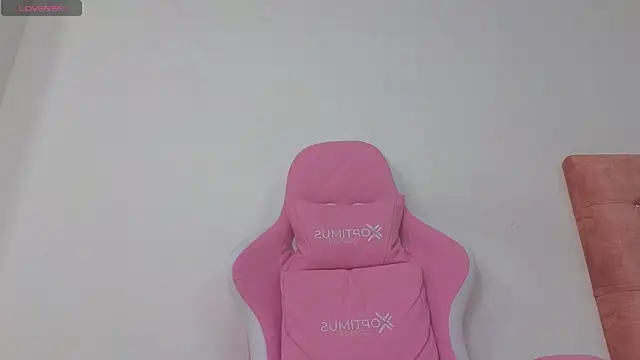 Tiphani walker  online show from February 11, 1:57 am