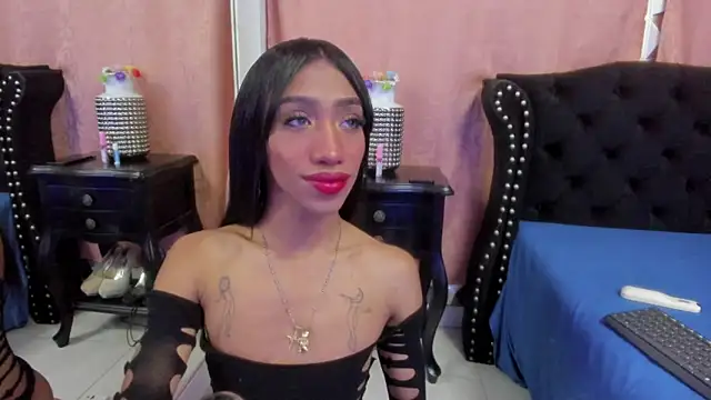 Cleo-Escobar online show from April 23, 1:35 pm