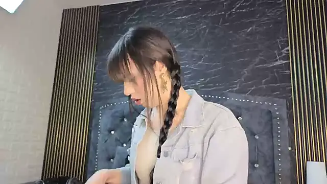 diosagolden online show from November 25, 8:22 pm