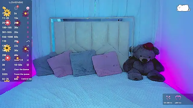 AlanaBekeer online show from April 11, 8:23 pm