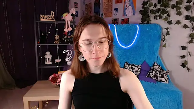 Hermione Reid online show from January 19, 5:26 am