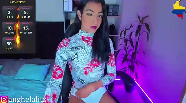 litz81 online show from February 12, 12:37 am