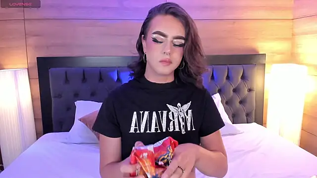 miah connor online show from March 7, 9:21 pm