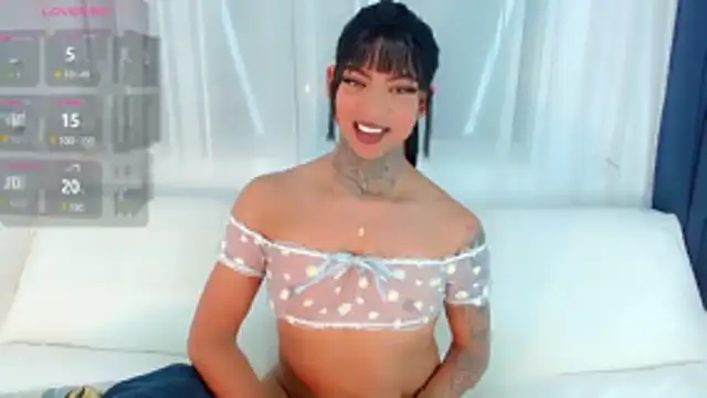 laura sweett120 online show from April 25, 5:11 am