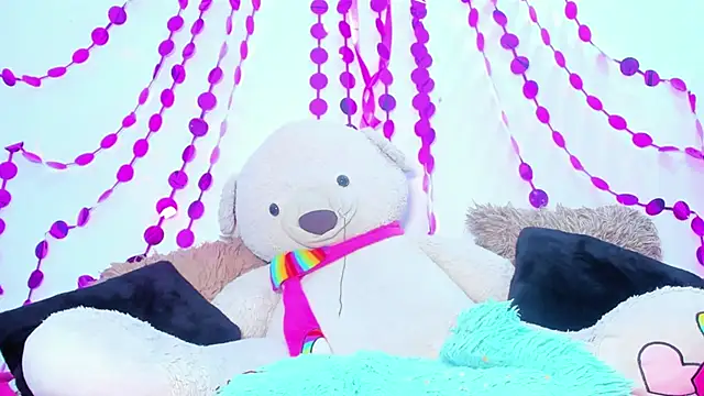 Briyit Doll online show from October 20, 8:12 pm