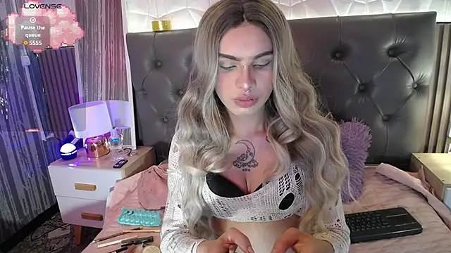 amapola hs online show from September 25, 9:44 pm