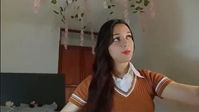 alexaryderr online show from May 23, 8:49 pm