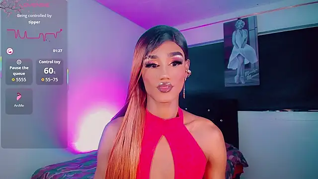 Kendall hornyy online show from April 17, 9:49 pm