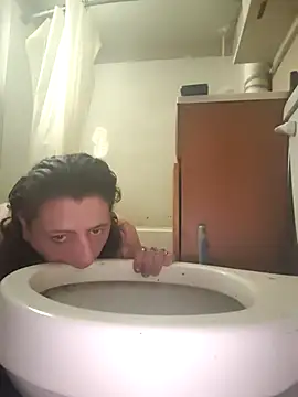 UniqueKorn86 online show from April 22, 5:53 pm