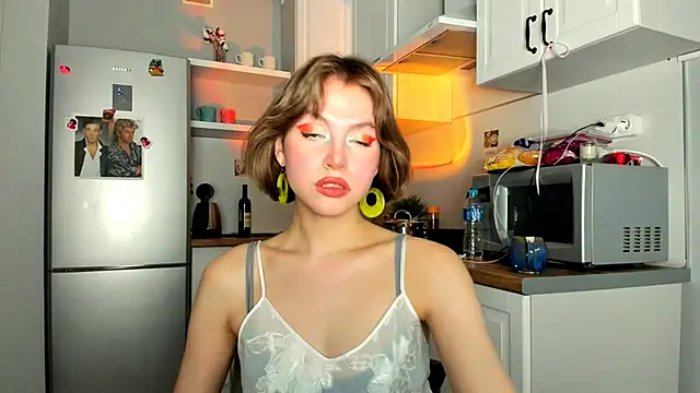 Niky  Jess online show from March 3, 8:07 pm