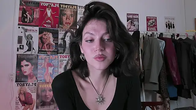 Niky  Jess online show from September 21, 6:41 am