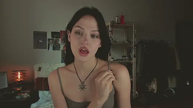 Niky  Jess online show from April 13, 10:41 am