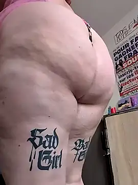 LadyRochester online show from April 22, 1:51 pm