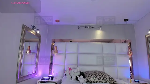 Palmer-Foster online show from February 20, 9:06 pm