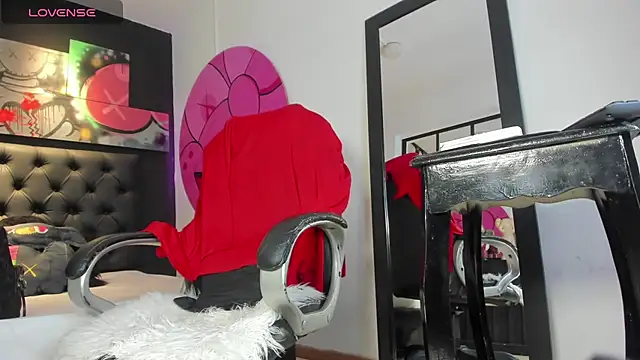 sexual diamond online show from March 11, 2:43 pm