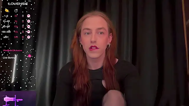 Avril Pearly  online show from November 27, 2:30 pm