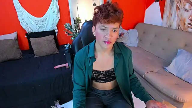 aslyhernandez 7 online show from April 18, 7:07 pm