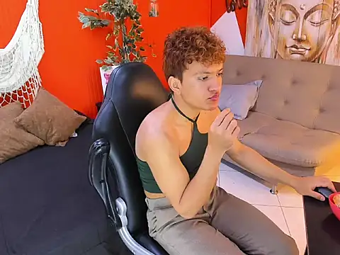 aslyhernandez 7 online show from April 22, 10:11 am