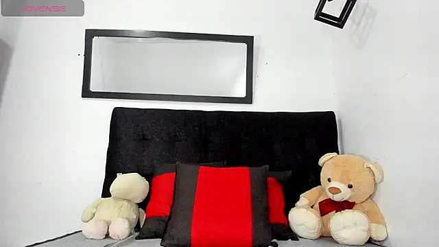 brittany williams  online show from January 30, 12:16 pm