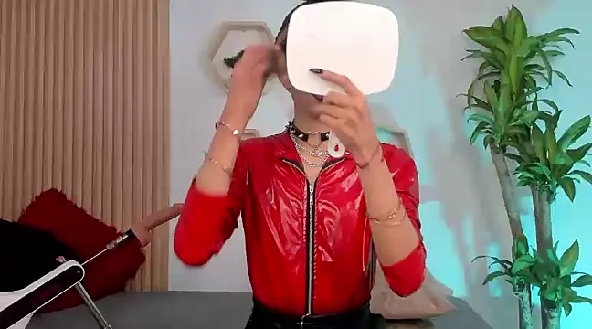 BrianaSchafer online show from March 17, 4:18 pm