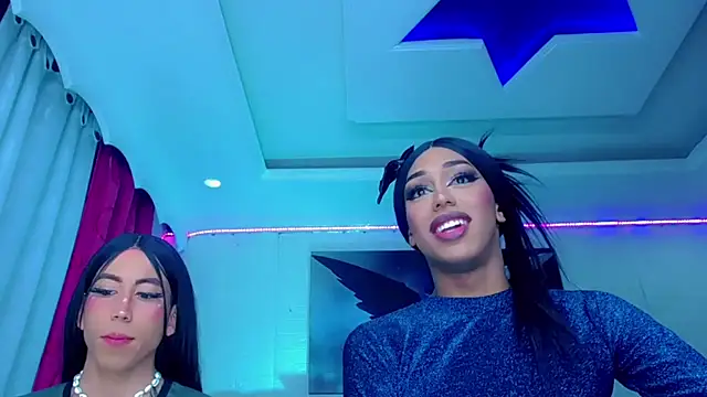 NahomiCamper online show from October 10, 4:24 am