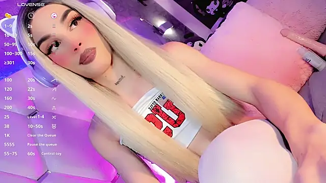 Cattleya-White online show from December 17, 7:48 pm