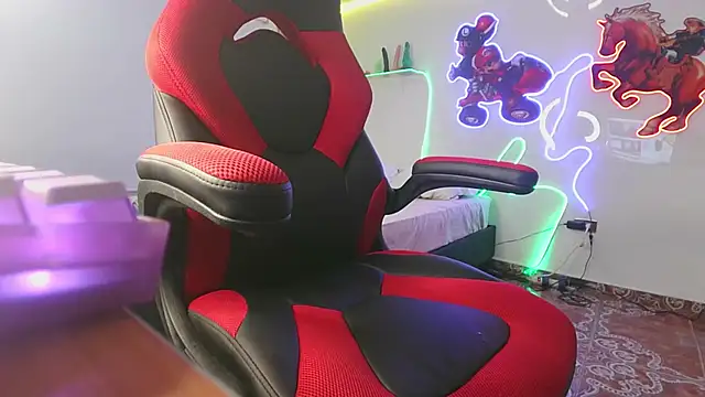 sweetie tsgirl  online show from January 9, 1:29 am