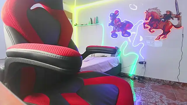 sweetie tsgirl  online show from January 12, 12:07 am