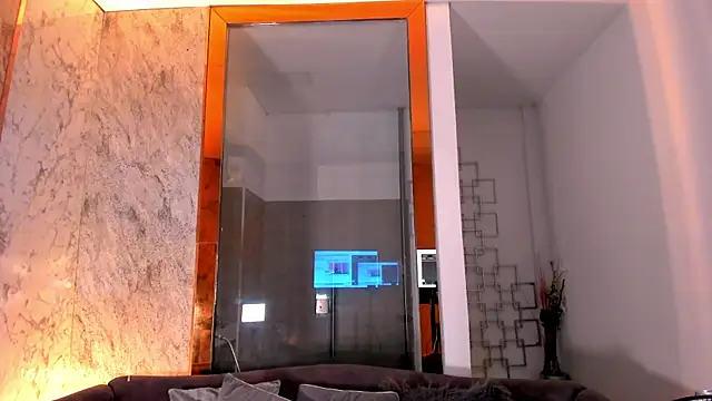 Keila Mendoza online show from September 16, 5:45 am