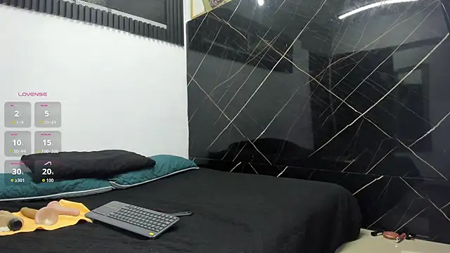 Analiasmith89 online show from September 11, 2:09 am
