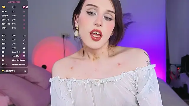 Snapshot of _yourFoxy_ chatting on December 3, 5:26 am  yourFoxy  online show from December 3, 5:26 am