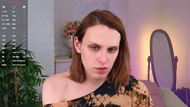 Snapshot of _yourFoxy_ chatting on January 8, 1:52 pm  yourFoxy  online show from January 8, 1:52 pm