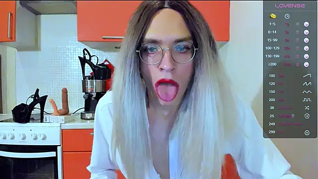 Snapshot of Jimmy_Bearn chatting on December 14, 4:01 am Jimmy Bearn online show from December 14, 4:01 am