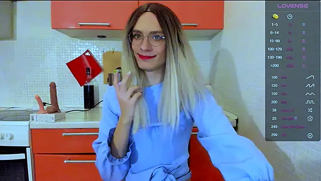 Snapshot of Jimmy_Bearn chatting on December 21, 8:10 pm Jimmy Bearn online show from December 21, 8:10 pm