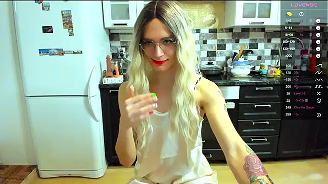 Snapshot of Jimmy_Bearn chatting on February 3, 8:46 pm Jimmy Bearn online show from February 3, 8:46 pm