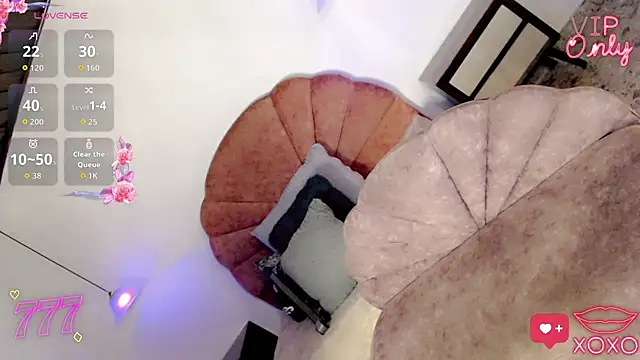 Alliemilky online show from April 21, 7:09 pm