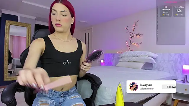 charolbruce 1 online show from October 28, 12:14 pm