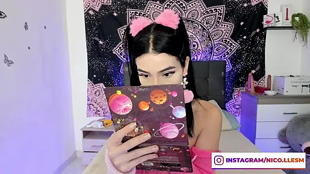 Snapshot of jade_dakota__ chatting on March 13, 11:12 pm jade dakota   online show from March 13, 11:12 pm