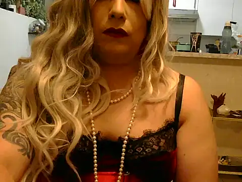 VeronicaBBWSissy online show from November 25, 7:43 am