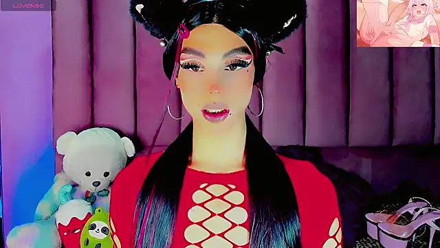 dollswit01 online show from May 2, 1:21 am