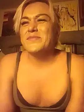 HoneyBdaQueen online show from October 2, 3:18 am