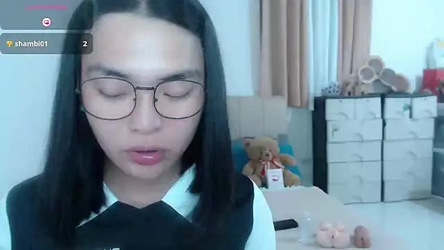 zhaviahale21 online show from July 26, 2:13 pm