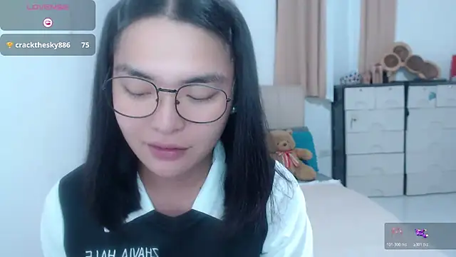 zhaviahale21 online show from July 27, 2:35 pm