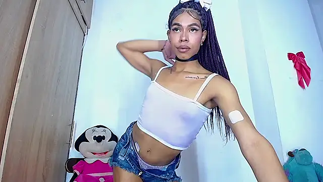 bloom444 online show from February 12, 8:06 am