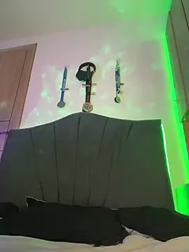 sue   0 online show from January 14, 11:05 pm