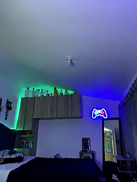 sue   0 online show from October 23, 5:55 am