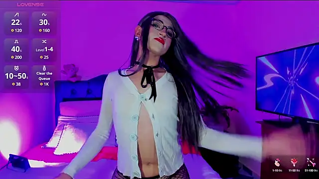 Lararose01 online show from December 14, 6:13 am